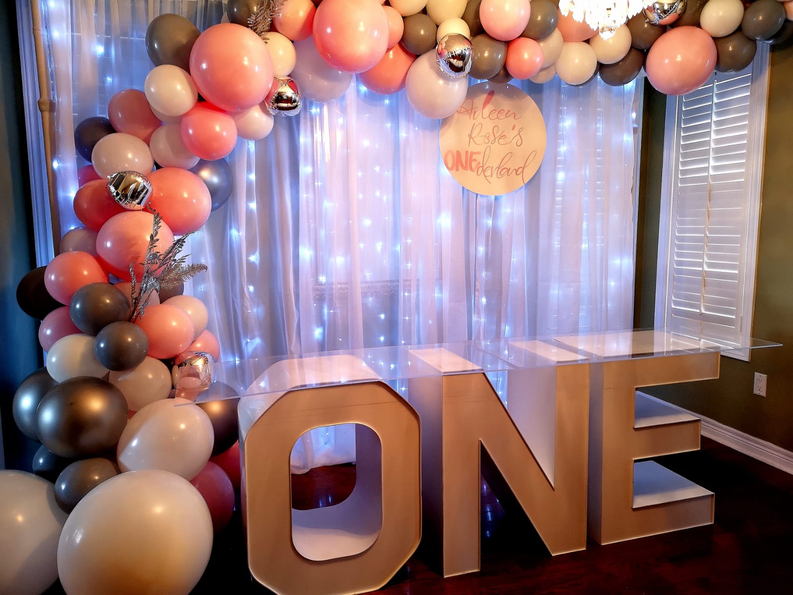 One Marquee letter gallery2
